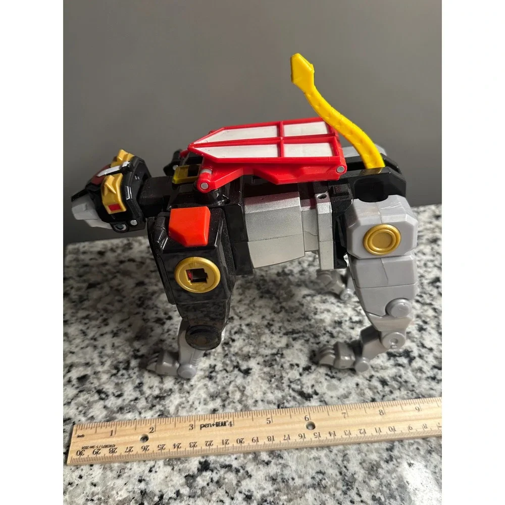 Voltron 2017‎ Classic Legendary Defender Electronic Black Lion Figure